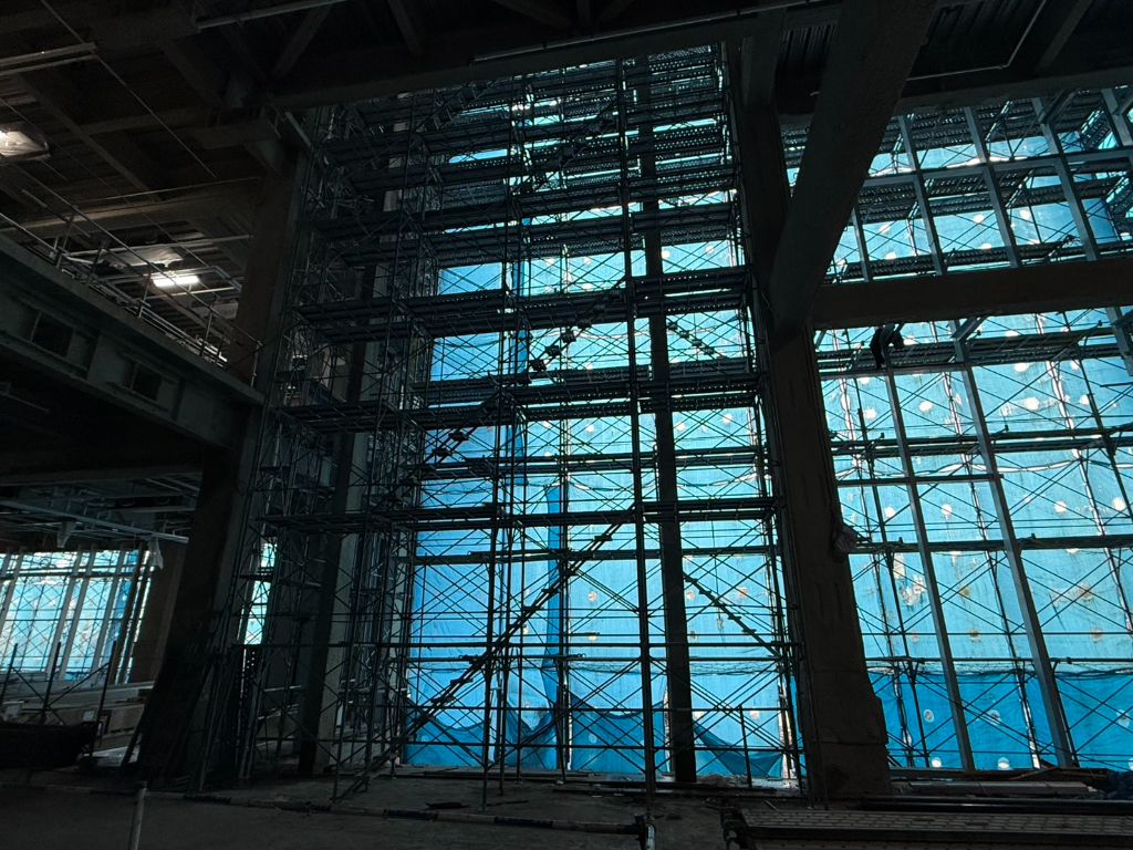 室內大型施工架結構搭設